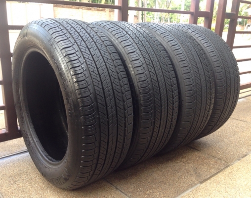 ยาง Michelin 235 55 18 ปลายปี12 ดอกเต็ม เนื้อนิ่มๆ