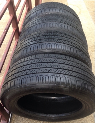 ยาง Michelin 235 55 18 ปลายปี12 ดอกเต็ม เนื้อนิ่มๆ