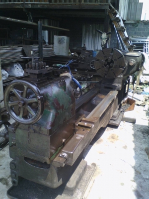 ขายกลึง8ฟุตเหวี่ยง1200mm.รุ่นเก่าหน่อย..กลึงงานหนัก..ลดพิเศษ95000
