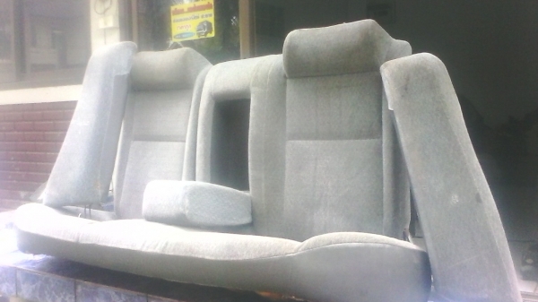 ขายเบาะหลังครบชุด พับได้ พร้อมสายเชฟตี้เบ้ล