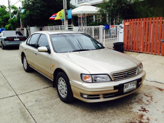 Nissan Cefiro A32  ปี97  เกียร์ออโต้  รถมือเดียว  กล็อฟ์ 0804465223