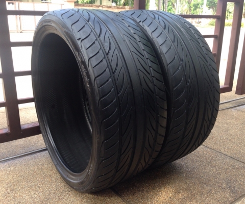 ยาง Yokohama S-drive 245 35 20 สภาพสวย ดอกเต็ม