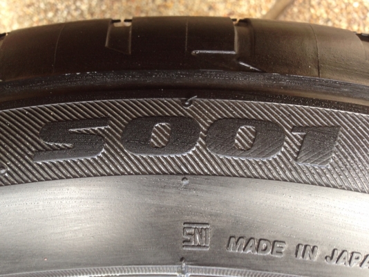 ยาง Bridgestone POTENZA S001 255 45 18 ปี13 สภาพสวย