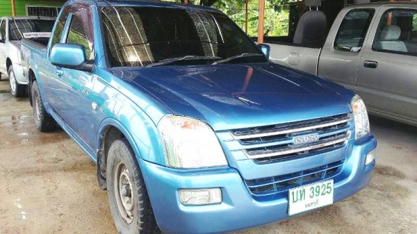 *** รถบ้านฝากขาย ***  ISUZU D-MAX SLX 2.5 ปี 05