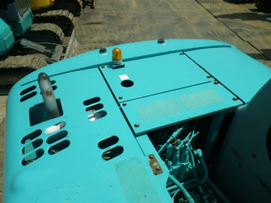 KOBELCO SK120-3 SUPER เป็นรุ่นที่มีไฟท้าย  เก่าญี่ปุ่นสวยมากๆใบใหญ่