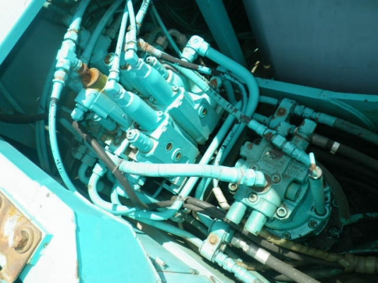 KOBELCO SK120-3 SUPER เป็นรุ่นที่มีไฟท้าย  เก่าญี่ปุ่นสวยมากๆใบใหญ่