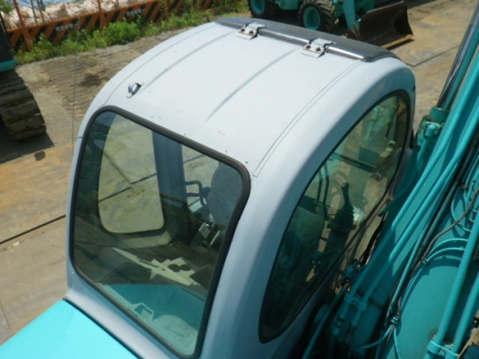 KOBELCO SK120-3 SUPER เป็นรุ่นที่มีไฟท้าย  เก่าญี่ปุ่นสวยมากๆใบใหญ่