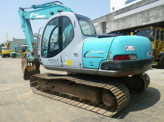 KOBELCO SK120-3 SUPER เป็นรุ่นที่มีไฟท้าย  เก่าญี่ปุ่นสวยมากๆใบใหญ่