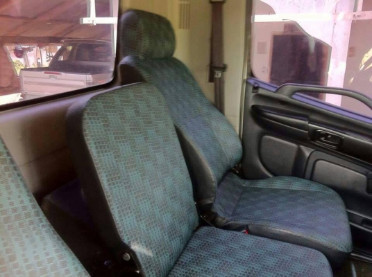 ขายดาวน์ 6 ล้อดั้ม 175 แรง ปี 2556 รถสวย ผ่อนต่อไม่ต้องจัดใหม่ ดาวน์ 350000 ผ่อนต่อ 28x25420=71176