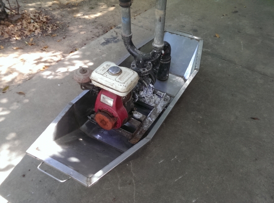 ขายเรือพ้นน้ำพร้อมครื่องพร้อมใช้งาน