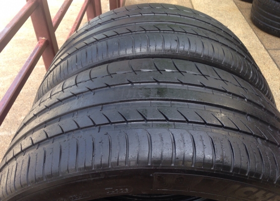 ยาง Michelin Pilot sport 255 40 20 ปลายปี11 สภาพสวย ยาง Michelin Pilot sport 255 40 20 ปลายปี11 สภาพสวย