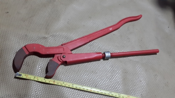 คอม้าจับท่อ ใช้งานๆครับ คอม้าจับท่อ ใช้งานๆครับ