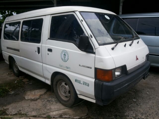 อีกคัน MITSU  L300 วิ่ง 1.4 แสน มือเดียว ออกห้าง เดิมๆ