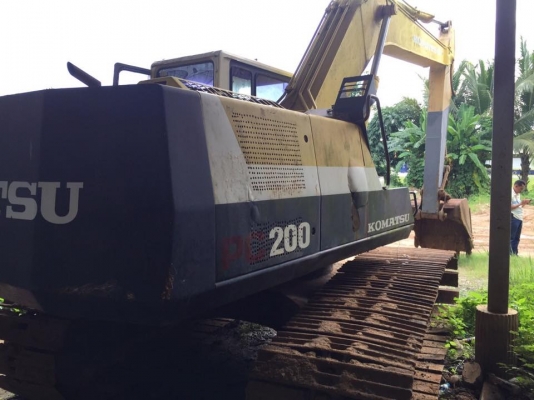 รถขุดมี 3 คัน ขายเหมา 1.4 ล้านPC200-5 รถจอด ไม่ได้ทำงาน รถใช้งานได้ปกติ ไฟฟ้าครบ เอวแน่น รถดีแต่สีไม่ค่อยสวย มีเอกสารอินวอยล์2 คัน