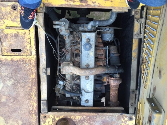 รถขุดมี 3 คัน ขายเหมา 1.4 ล้านPC200-5 รถจอด ไม่ได้ทำงาน รถใช้งานได้ปกติ ไฟฟ้าครบ เอวแน่น รถดีแต่สีไม่ค่อยสวย มีเอกสารอินวอยล์2 คัน