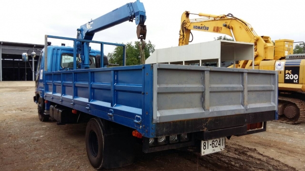 หกลัอ มิตซู FUSO FK517K--175 แรงเครน3ตัน ช่วงยาว5.70ม สภาพดีสวยจัดเดิมทั้งคัน เล่มทะเบียนพรีอมโอน ราคา 660,000บ ต่อรองได้