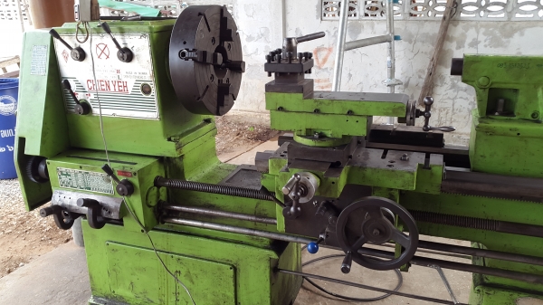 แท่นกลึง 6 ฟุต รุ่นหนัก เชนแย่ ไต้หวัน พร้อมใช้งาน สภาพสวย ๆ 115,000