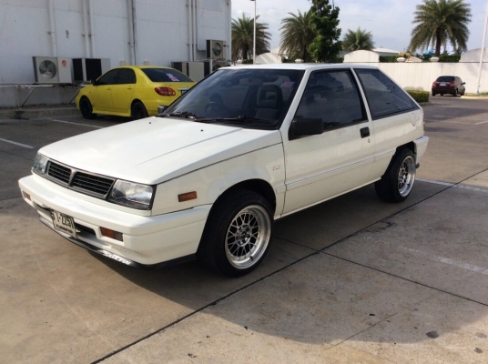 ขายรถ มิตซู แชมป์ 3 ประตู ปี92 เครื่อง 1.5 เกียร์ธรรมดา เพาเวอร์ ภายในสวยเบาะเดิมๆสวยมากสะอาด แอร์หนาว ตัวถังบางเดิมทุกชิ้น ไม่มีชนเดิมมาก แม็ก15" กว้าง 8นิ้วครึ่ง รถแต่งสวย หายาก มือเดียวป้ายแดง รับแลกรถด้วยครับ ขายรถ มิตซู แชมป์ 3 ประตู ปี92 เครื่อง 1.5 เกียร์ธรรมดา เพาเวอร์ ภายในสวยเบาะเดิมๆสวยมากสะอาด แอร์หนาว ตัวถังบางเดิมทุกชิ้น ไม่มีชนเดิมมาก แม็ก15" กว้าง 8นิ้วครึ่ง รถแต่งสวย หายาก มือเดียวป้ายแดง รับแลกรถด้วยครับ