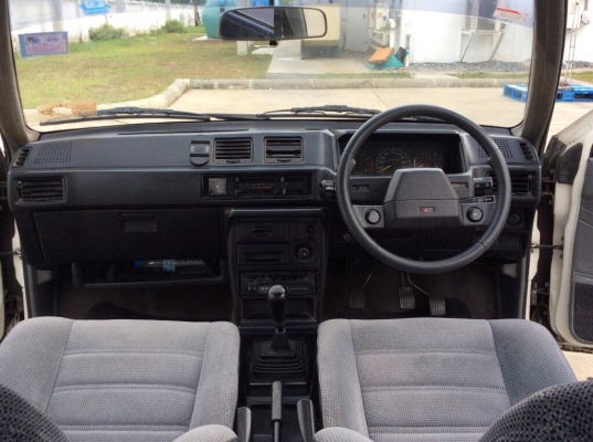 ขายรถ มิตซู แชมป์ 3 ประตู ปี92 เครื่อง 1.5 เกียร์ธรรมดา เพาเวอร์ ภายในสวยเบาะเดิมๆสวยมากสะอาด แอร์หนาว ตัวถังบางเดิมทุกชิ้น ไม่มีชนเดิมมาก แม็ก15" กว้าง 8นิ้วครึ่ง รถแต่งสวย หายาก มือเดียวป้ายแดง รับแลกรถด้วยครับ ขายรถ มิตซู แชมป์ 3 ประตู ปี92 เครื่อง 1.5 เกียร์ธรรมดา เพาเวอร์ ภายในสวยเบาะเดิมๆสวยมากสะอาด แอร์หนาว ตัวถังบางเดิมทุกชิ้น ไม่มีชนเดิมมาก แม็ก15" กว้าง 8นิ้วครึ่ง รถแต่งสวย หายาก มือเดียวป้ายแดง รับแลกรถด้วยครับ