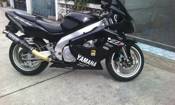 ขาย Yamaha YZF 1000cc ทะเบียนแท้ 115,000 ขาย Yamaha YZF 1000cc ทะเบียนแท้ 115,000