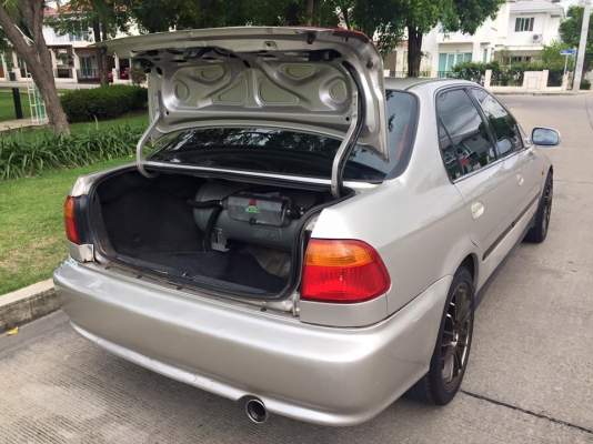 Honda Civic 1.6EXi ปี2000 เกียร์ M/T เครื่องแน่นขับดี สีสวย แม็กแต่งขอบ17"แก๊สLPG ประหยัดมาก