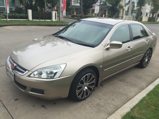 HONDA ACCORD ปี03 รถบ้านรถสวย สภาพดี เอกสารพร้อมโอน HONDA ACCORD ปี03 รถบ้านรถสวย สภาพดี เอกสารพร้อมโอน