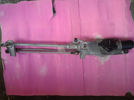 มอเตอร์ปัดน้ำฝนไททั้นทั้งชุดถอดครับ