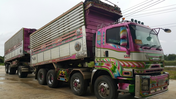 ขายรถพ่วง 24 ล้อ แม่-ลูก กระบะเนียมคอกเกษตรดั้ม อู่.ซี ที ทรัค ISUZU 360 ปี.52 รถสวย ราคาถูกๆ 2550000 สนใจโทรจองด่วน