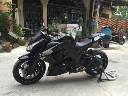 ลดราคา Z 1000 สีดำ 2012 ไมล์8,xxx สภาพ90\%เพียง 330,000งดต่อ ลดราคา Z 1000 สีดำ 2012 ไมล์8,xxx สภาพ90\%เพียง 330,000งดต่อ