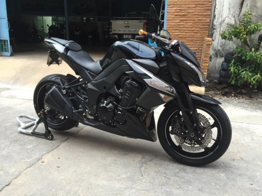 ลดราคา Z 1000 สีดำ 2012 ไมล์8,xxx สภาพ90\%เพียง 330,000งดต่อ ลดราคา Z 1000 สีดำ 2012 ไมล์8,xxx สภาพ90\%เพียง 330,000งดต่อ
