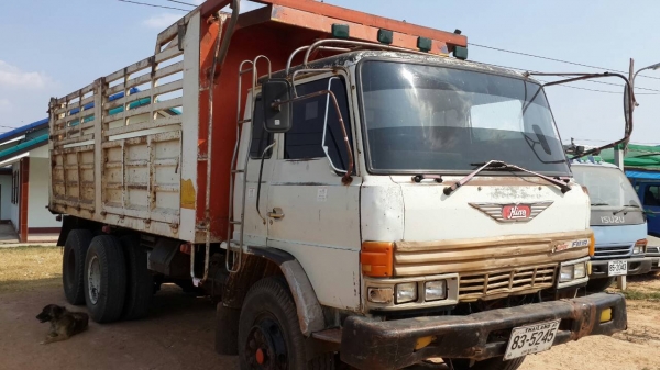 ขายด่วนHINO F18สองเพลาดั้มสภาพพร้อมใช้เดิมสุดๆราคาเบาๆโทร0856842587