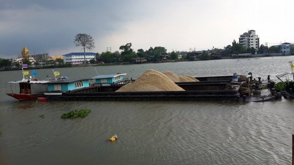 ขายเรือบรรทุกทรายด่วน 3 ลำ