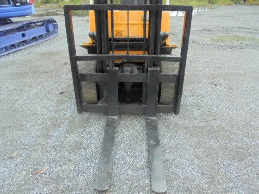 ขายรถฟอร์คลิฟ KOMATSU FD30 เสายกสูง 3.ม สภาพพร้อมใช้งาน