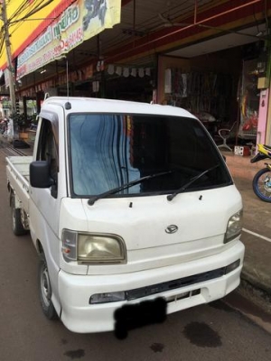 ฝากขายด่วน..ไดฮัทสุ s200 เดิมๆพร้อมใช้จริงๆ แอร์ครบ มีหน้าเล่มให้ ด่วนๆ