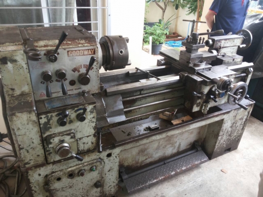 ขายเครื่องกลึง6ฟุตgood way3เพลามีเบรคเครื่องเงียบครับ
