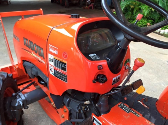 ขายรถไถ Kubota L3608(4WD) พร้อมใบมีดและผานพรวนช้าง รถไร่ 570ชั่วโมงพร้อมใช้งาน