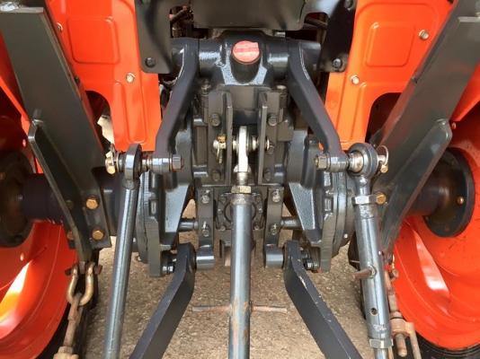 ขายรถไถ Kubota L3608(4WD) พร้อมใบมีดและผานพรวนช้าง รถไร่ 570ชั่วโมงพร้อมใช้งาน