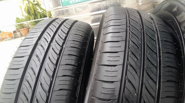 ขายยางป้ายแดง dunlop enasave ec300 185/60r15 ผลิตสัปดาห์ที่ 11 ปี15 สนใจติดต่อเล็กคลองสามครับ 081-3747940 ขายยางป้ายแดง dunlop enasave ec300 185/60r15 ผลิตสัปดาห์ที่ 11 ปี15 สนใจติดต่อเล็กคลองสามครับ 081-3747940