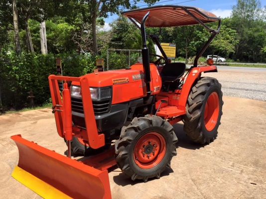 ขายรถไถKubota L3408 (4WD) พร้อมใบมีดหน้าและผานพรวน รถพร้อมใช้งาน
