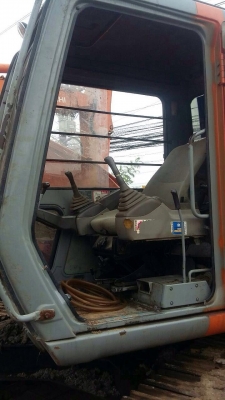 ขายHITACHI EX200LC-3 บูมยาว พร้อมใช้งาน ขายHITACHI EX200LC-3 บูมยาว พร้อมใช้งาน