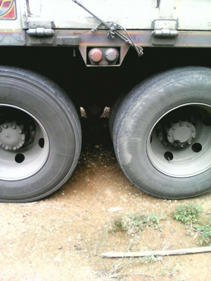 สิบล้อ TFR 33 M2Y 210 ปี46 เพาเดียว สภาพดีสวยเดิมบาง รถวิ่งงานประจำ เอกสารลงเล่มแล้ว ทะเบียนพร้อมโอน (( ราคา 880,000บ )) ต่อรองได้