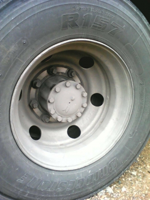 สิบล้อ TFR 33 M2Y 210 ปี46 เพาเดียว สภาพดีสวยเดิมบาง รถวิ่งงานประจำ เอกสารลงเล่มแล้ว ทะเบียนพร้อมโอน (( ราคา 880,000บ )) ต่อรองได้