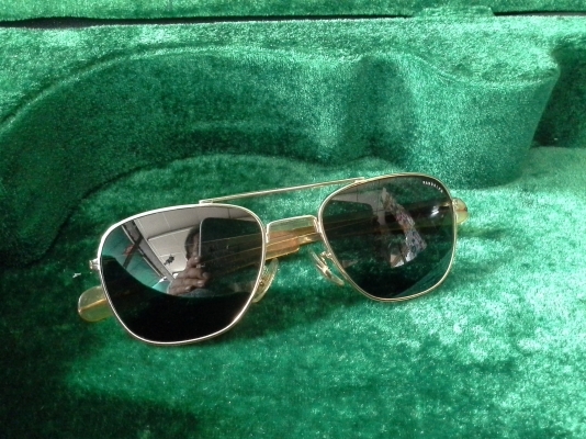 อภิมหาแว่นตา RANDOLPH USA