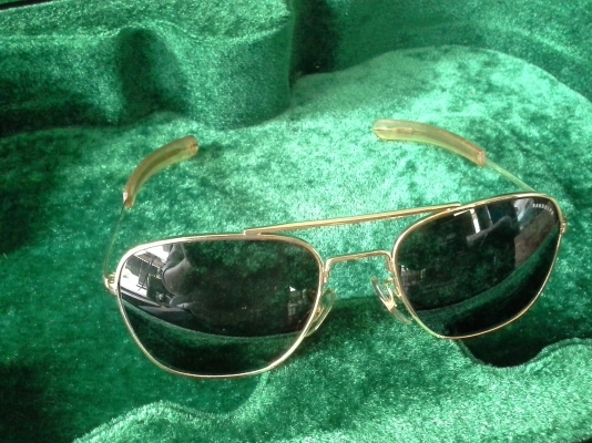 อภิมหาแว่นตา RANDOLPH USA