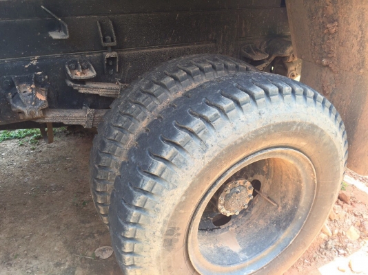 ขายรถ6ล้อดั้มพ์ HINO FG8JGLD เครื่อง 212แรงม้า ปี56 ใช้ 5หมื่นกว่ากิโล สนใจโทร 081-970-1072