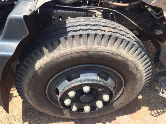 ขายรถ6ล้อดั้มพ์ HINO FG8JGLD เครื่อง 212แรงม้า ปี56 ใช้ 5หมื่นกว่ากิโล สนใจโทร 081-970-1072