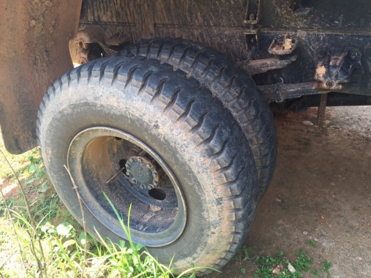ขายรถ6ล้อดั้มพ์ HINO FG8JGLD เครื่อง 212แรงม้า ปี56 ใช้ 5หมื่นกว่ากิโล สนใจโทร 081-970-1072