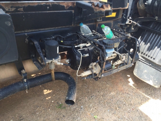 ขายรถ6ล้อดั้มพ์ HINO FG8JGLD เครื่อง 212แรงม้า ปี56 ใช้ 5หมื่นกว่ากิโล สนใจโทร 081-970-1072