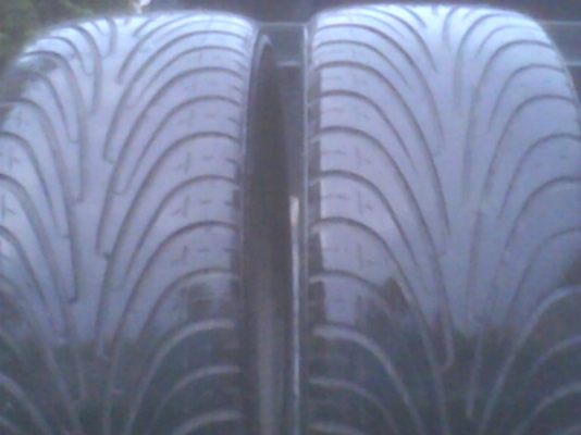 ขายยาง 245 40 20 เส้น 800บาท คู่ 1500 บาท