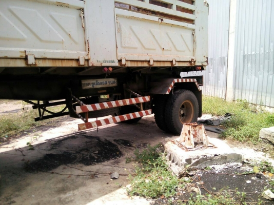 จองวันนี้ รับรถวันที่ 20/8/58 พร้อม เอกสาร ครับ ขายด่วนครับ ลูกพ่วง 2 เพลา ดั้มสามมิตร สวยๆ พร้อมใช้เลยครับ มี 8 หาง ครับ